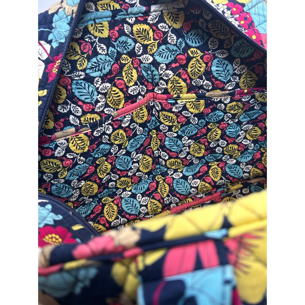 Vera Bradley Duffel Bag Women Large Multicolor Excellent Floral Quilted Travel - Picture 9 of 13